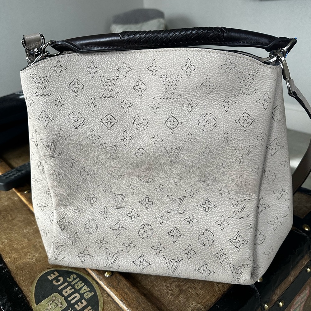 Louis Vuitton handbag. Gently worn.  Originally $4000.
